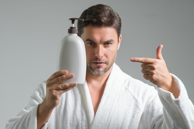 Szampon na wypadanie włosów dla mężczyzn – Co musisz wiedzieć!