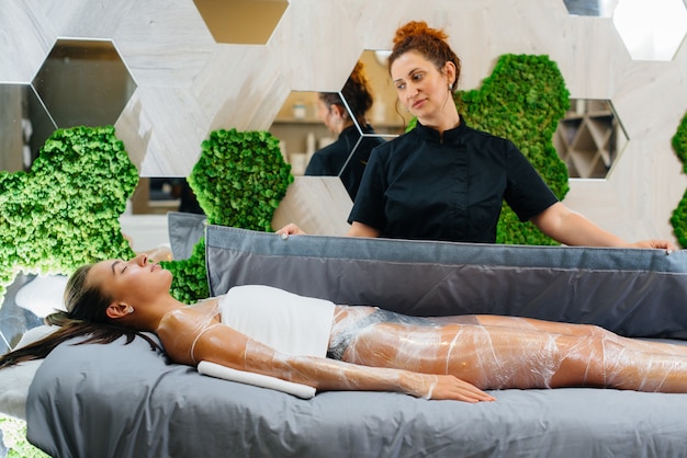 Drenaż limfatyczny: Korzyści, Wskazania i Jak Wykonać